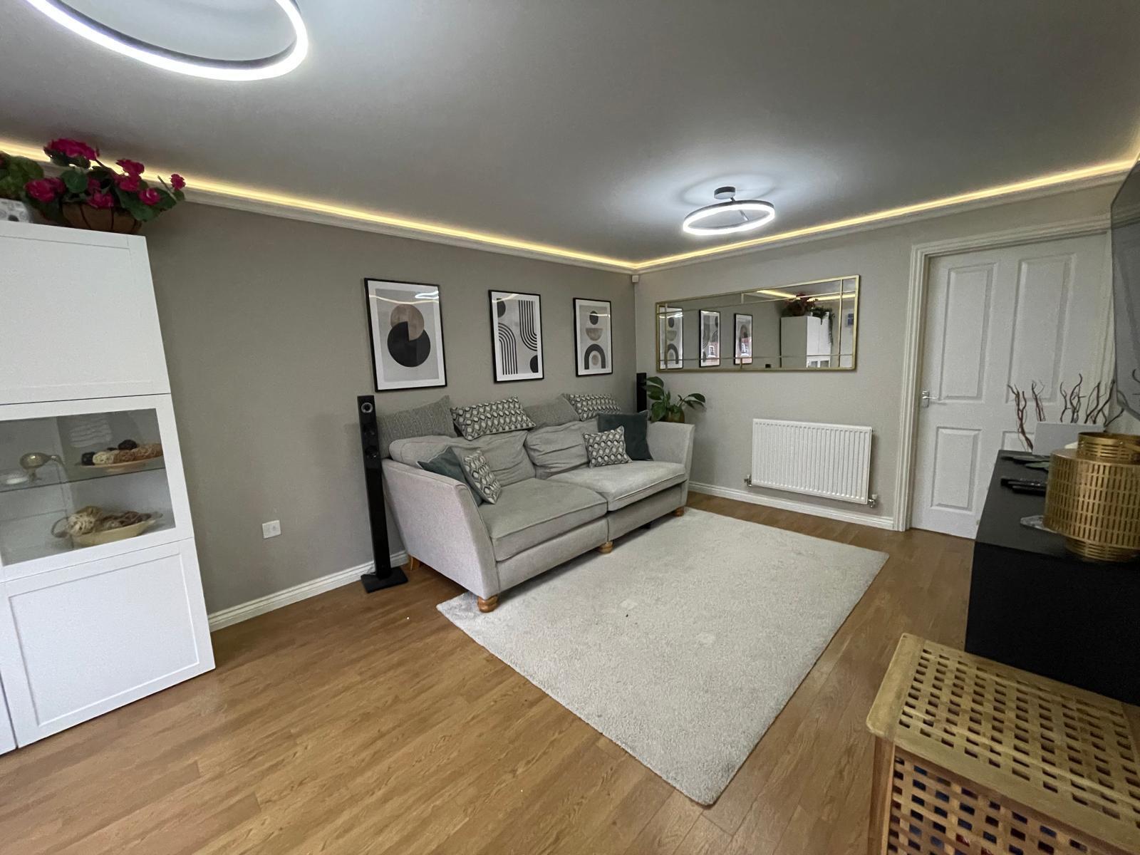 Flat Brackley Crescent in Warwick