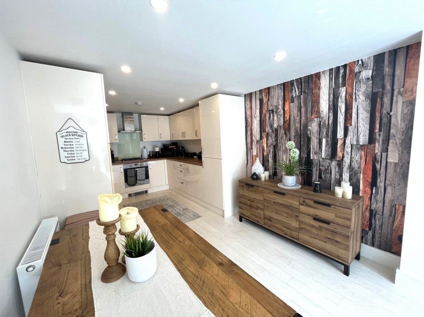 House Tempest Close in Bradford