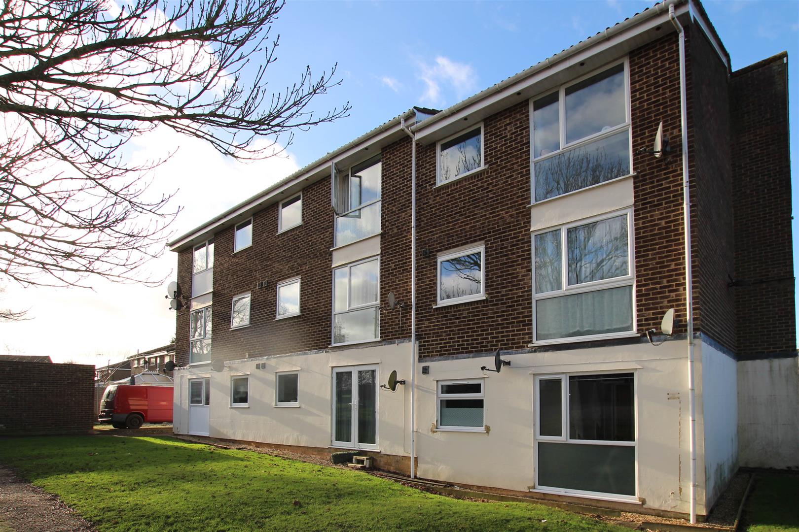 Flat Longhorse Croft in Uttlesford
