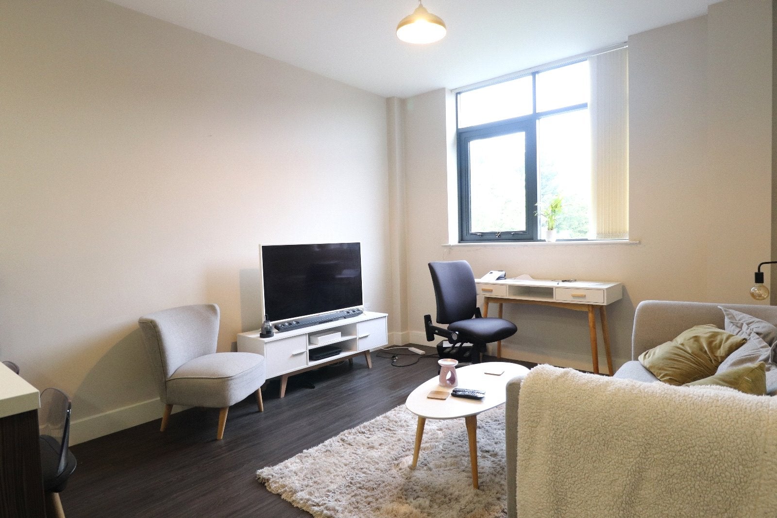 Flat Dawsons Square in Leeds