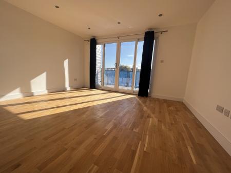Flat Addington Road in Greater London