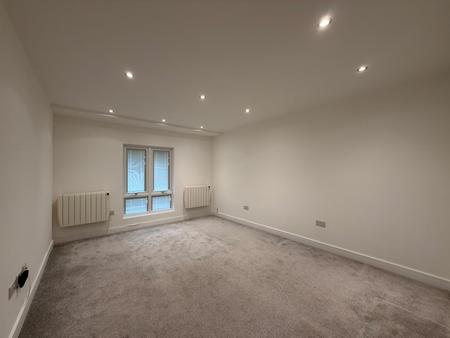 Flat Addington Road in Greater London