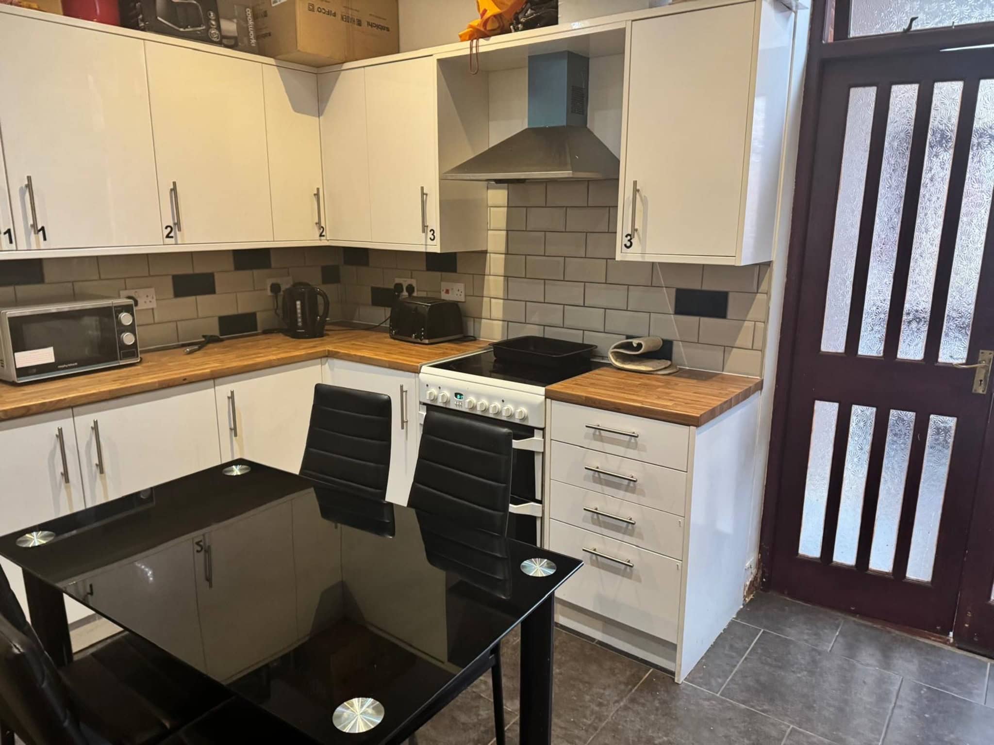 Flat Lonsdale Road in Wolverhampton
