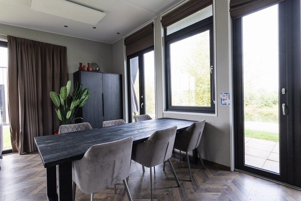 Appartement te koop: Flevoweg 90-410, Kampen