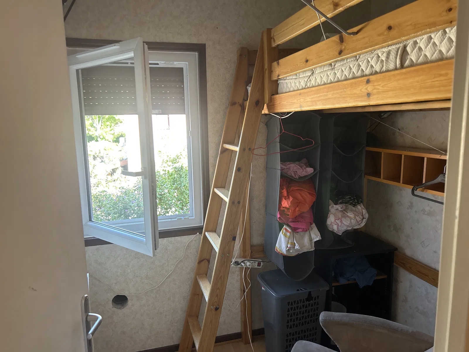 Room Rue de la République in Meyzieu