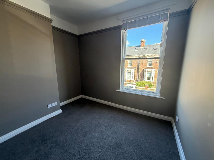 Flat Azalea Terrace North in Sunderland