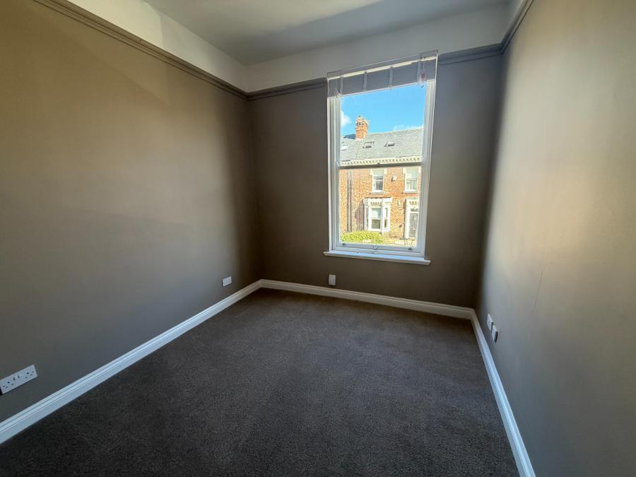 Flat Azalea Terrace North in Sunderland