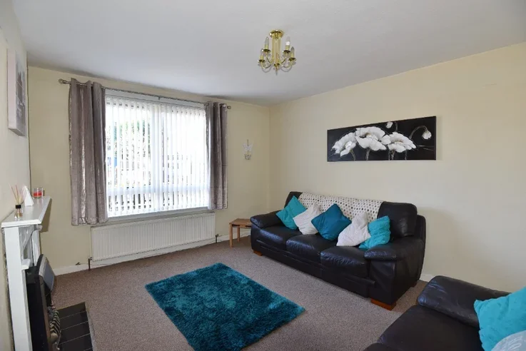 Flat Bathgate Road in Blackburn