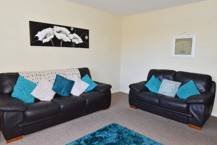 Flat Bathgate Road in Blackburn
