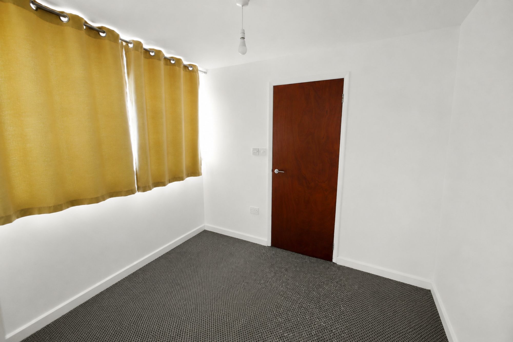 Flat Grafton Lane in Boroughbridge