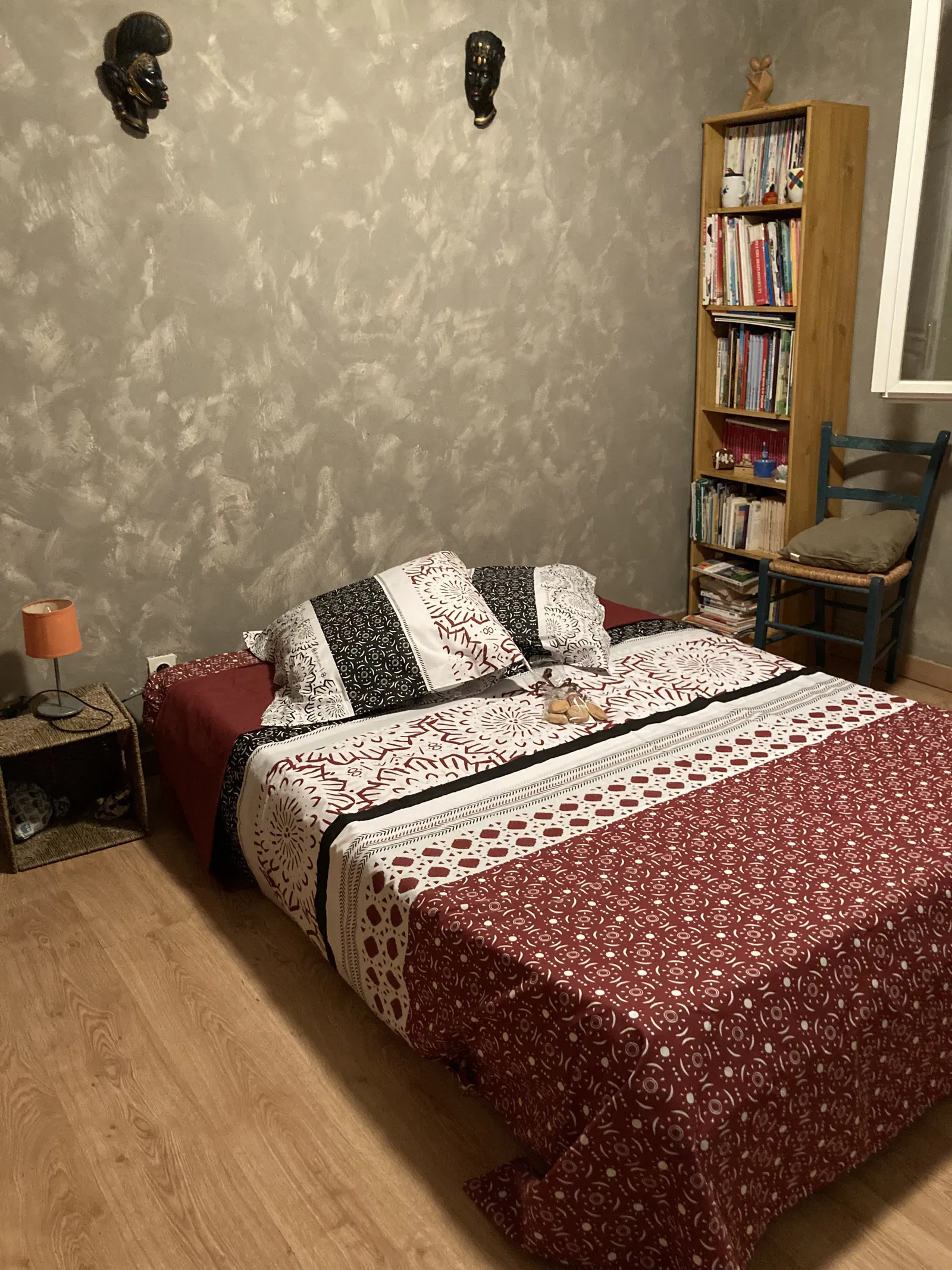 Room Chemin des Châtaigniers in Saint-Étienne-de-Fontbellon