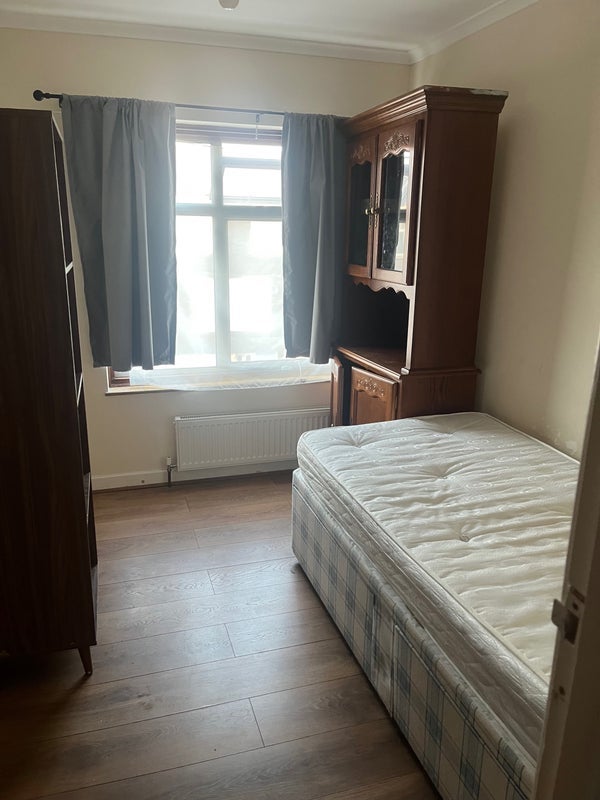 Room Morely Grove in Harlow