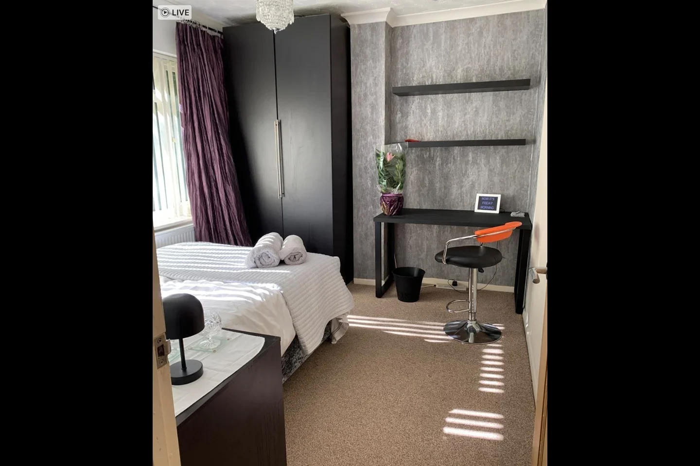 Room Chartwell Drive in Luton