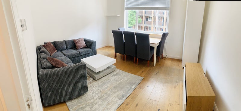 Room Hoxton Street in Greater London