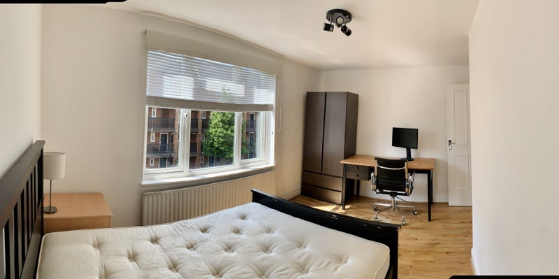 Room Hoxton Street in Greater London