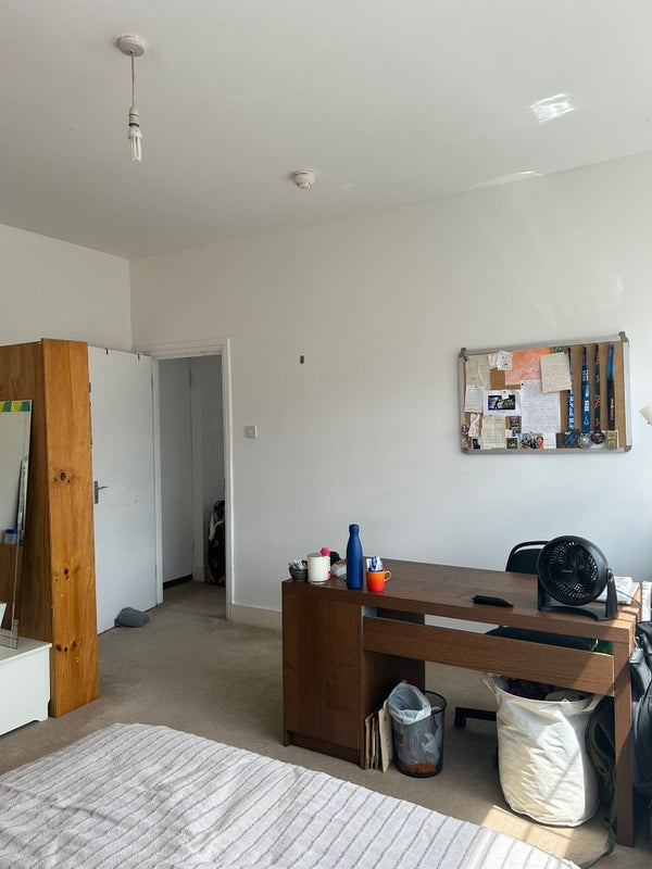 Room Alice Street in Greater London