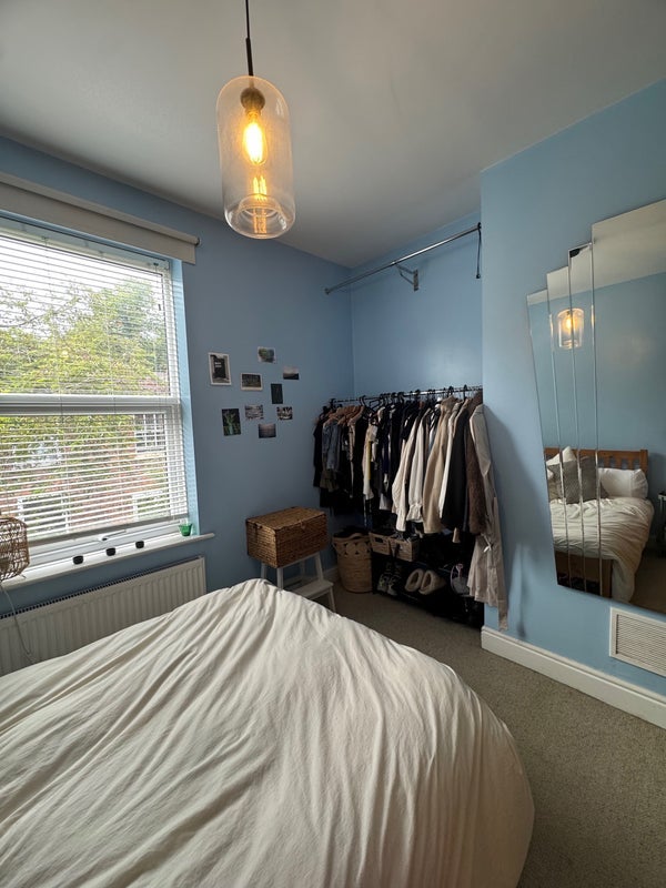 Room Everett Road in Manchester