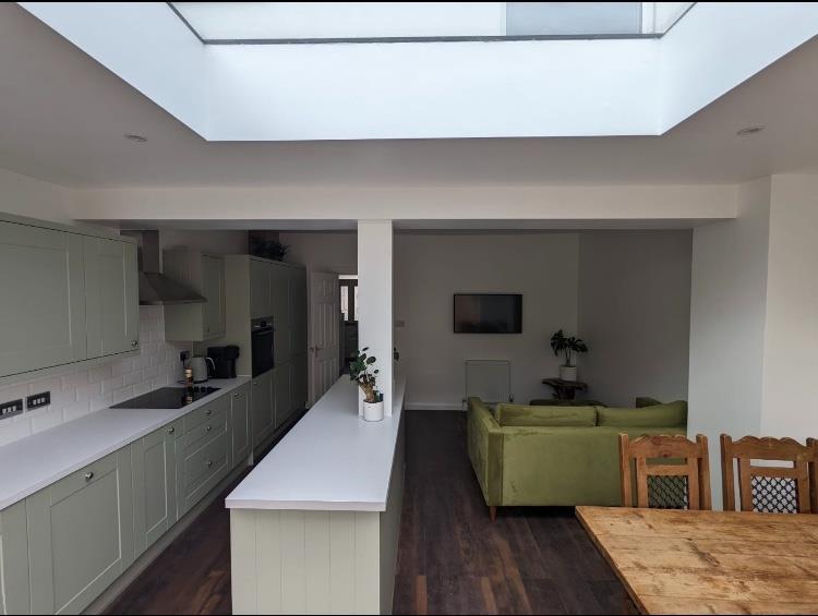 Room Kildare Road in Greater London