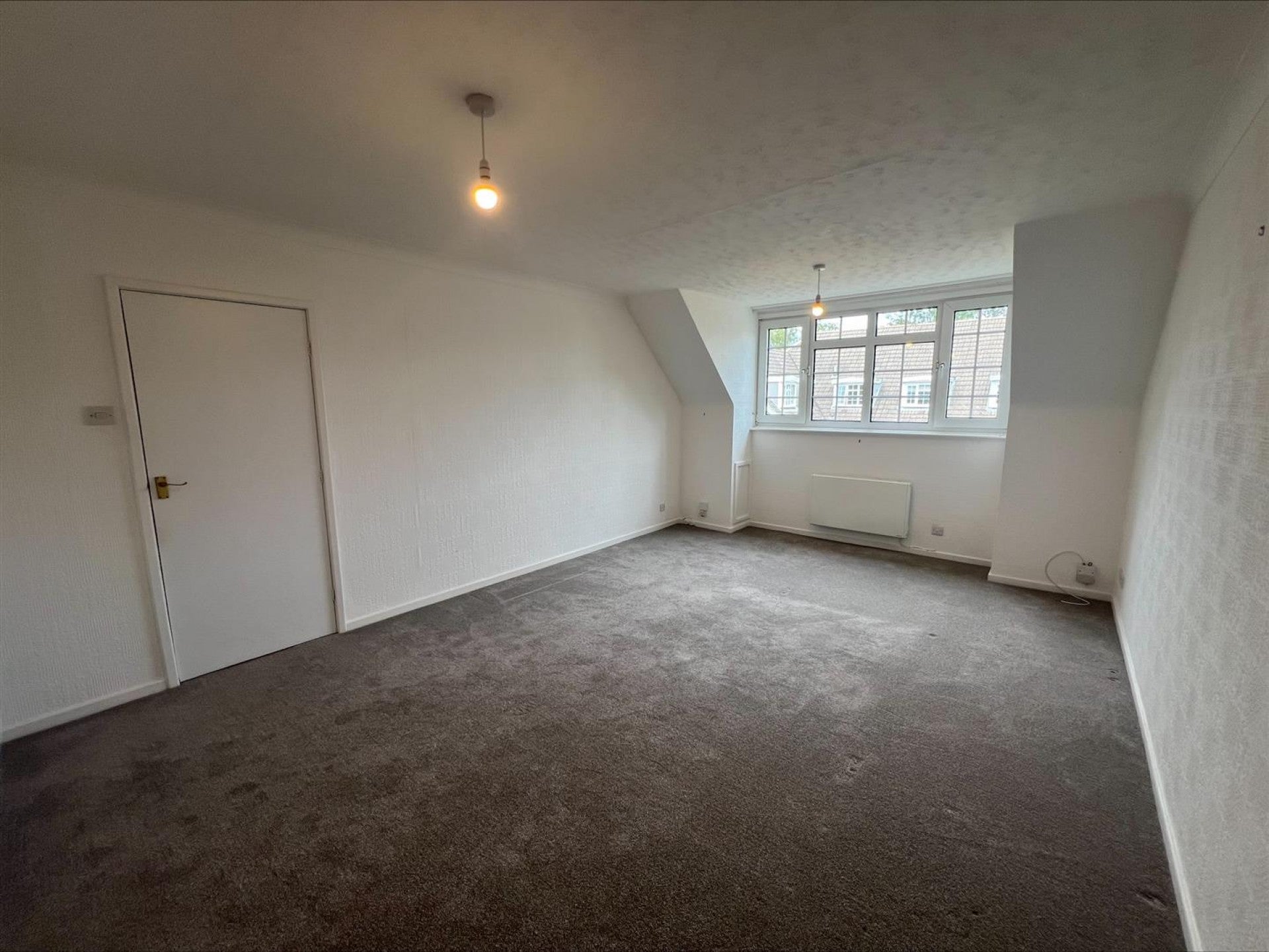 Flat Arncliffe Court in Kirklees
