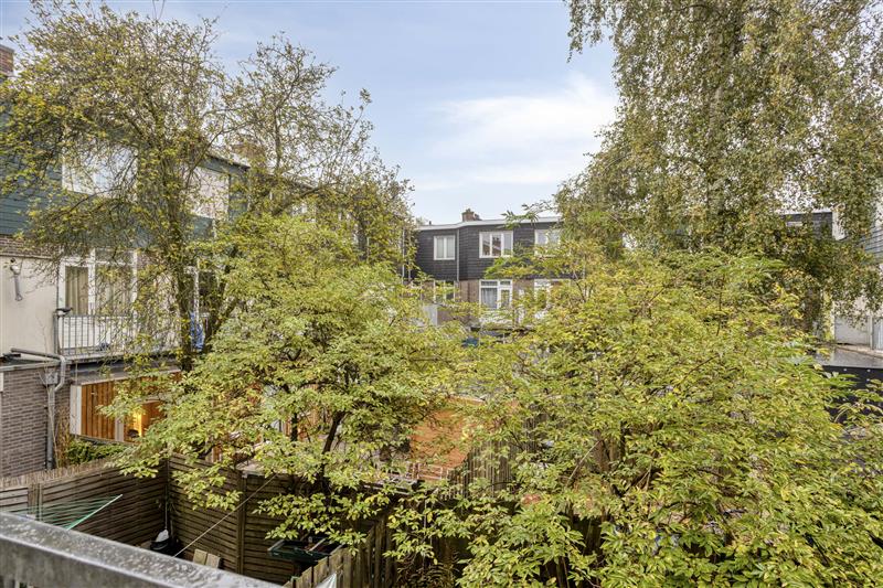 Appartement te koop: Sleutelbloemstraat 52-1, Amsterdam