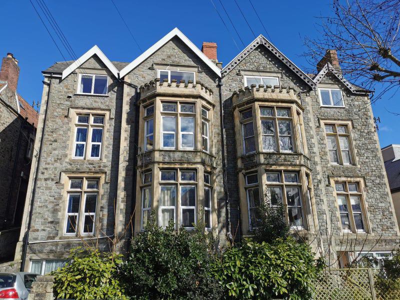 Flat Clarendon Road in Bristol