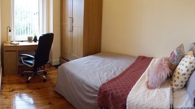 Flat Simonside Terrace in Newcastle upon Tyne
