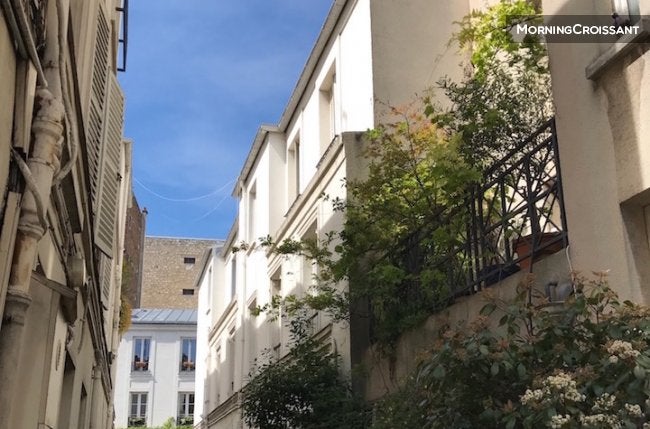 Flat Rue de la Croix Nivert in Paris