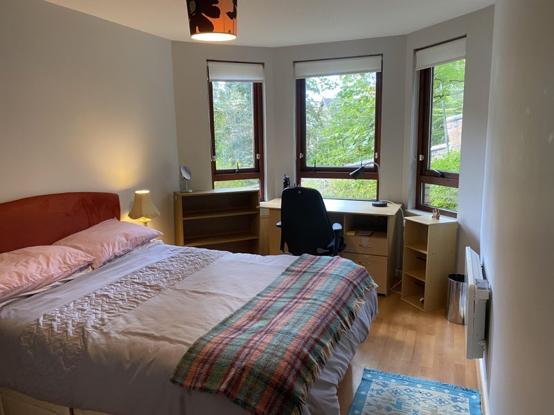 Room Fortrose Street in Glasgow