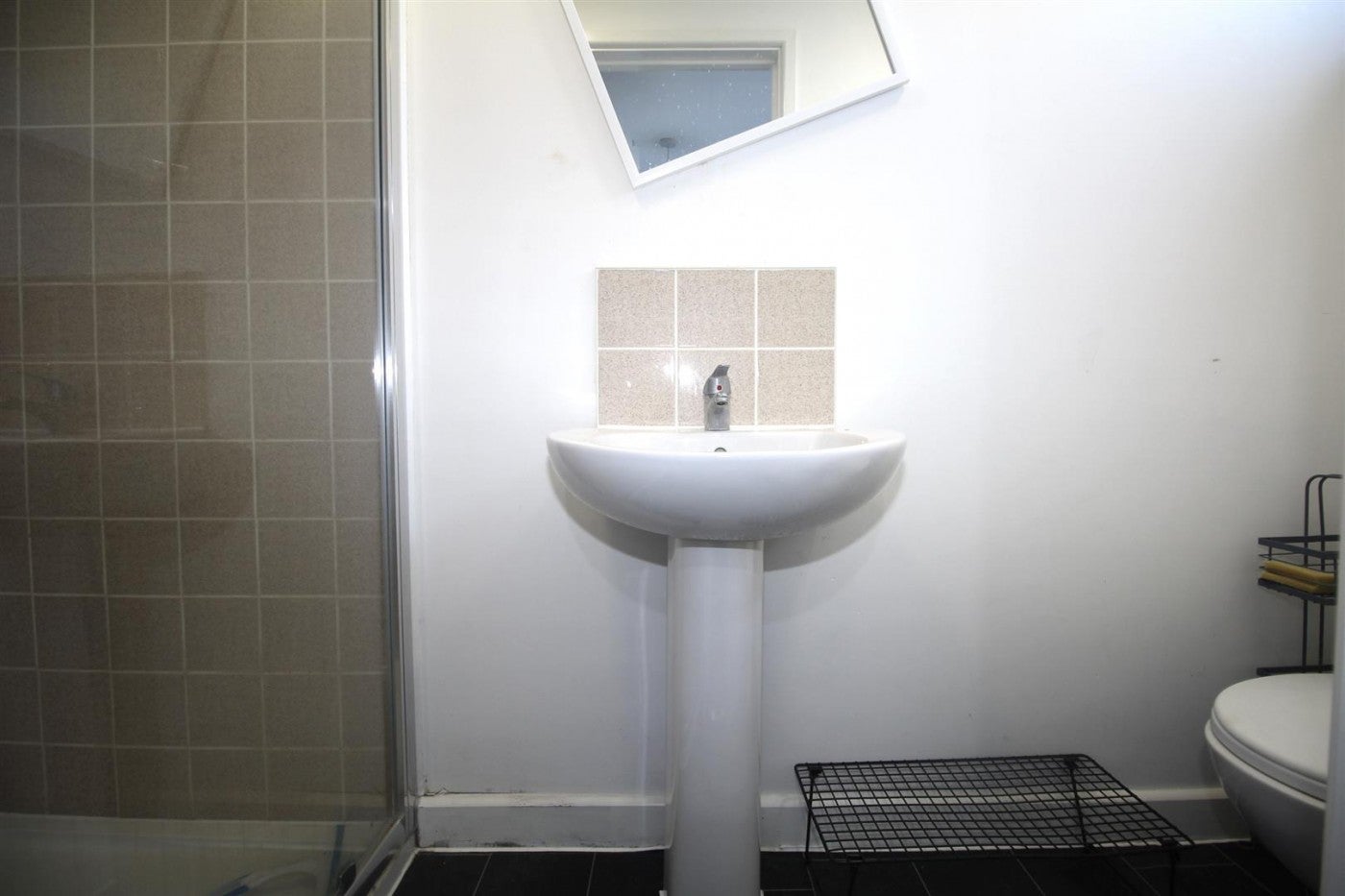 Room Southbury Road in Greater London