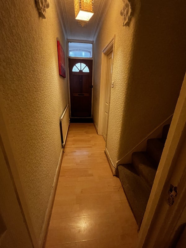 Room Park Road in Greater London