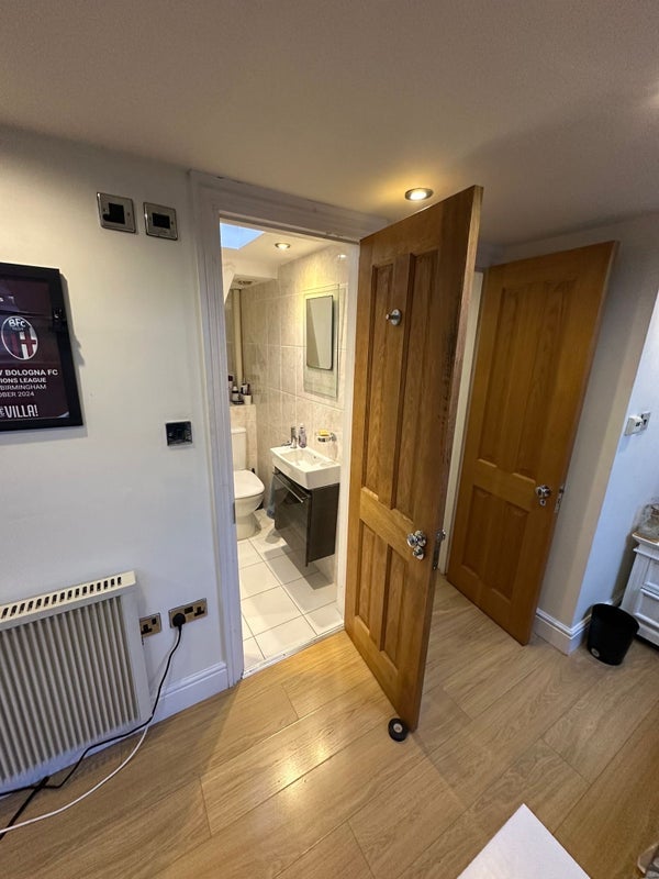 Room William Road in Greater London