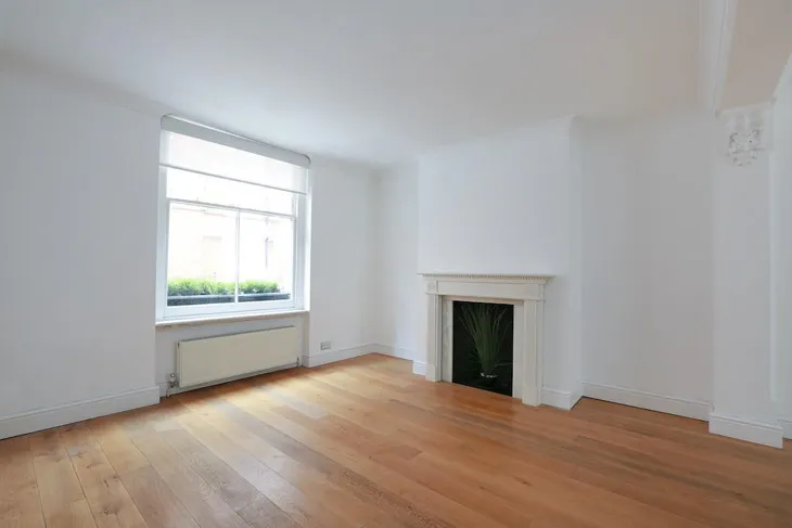 House Kensington Court Place in Greater London