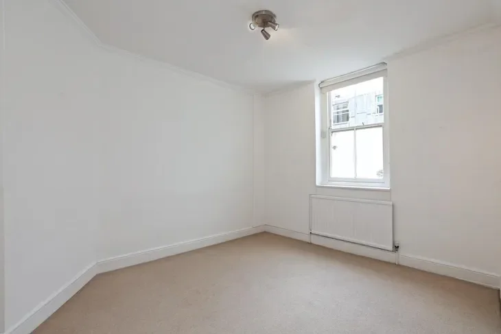 House Kensington Court Place in Greater London