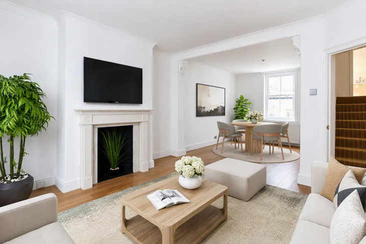 House Kensington Court Place in Greater London