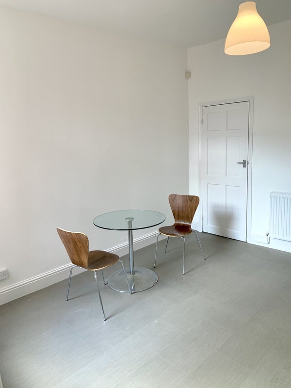 Room Staniforth Road in Sheffield