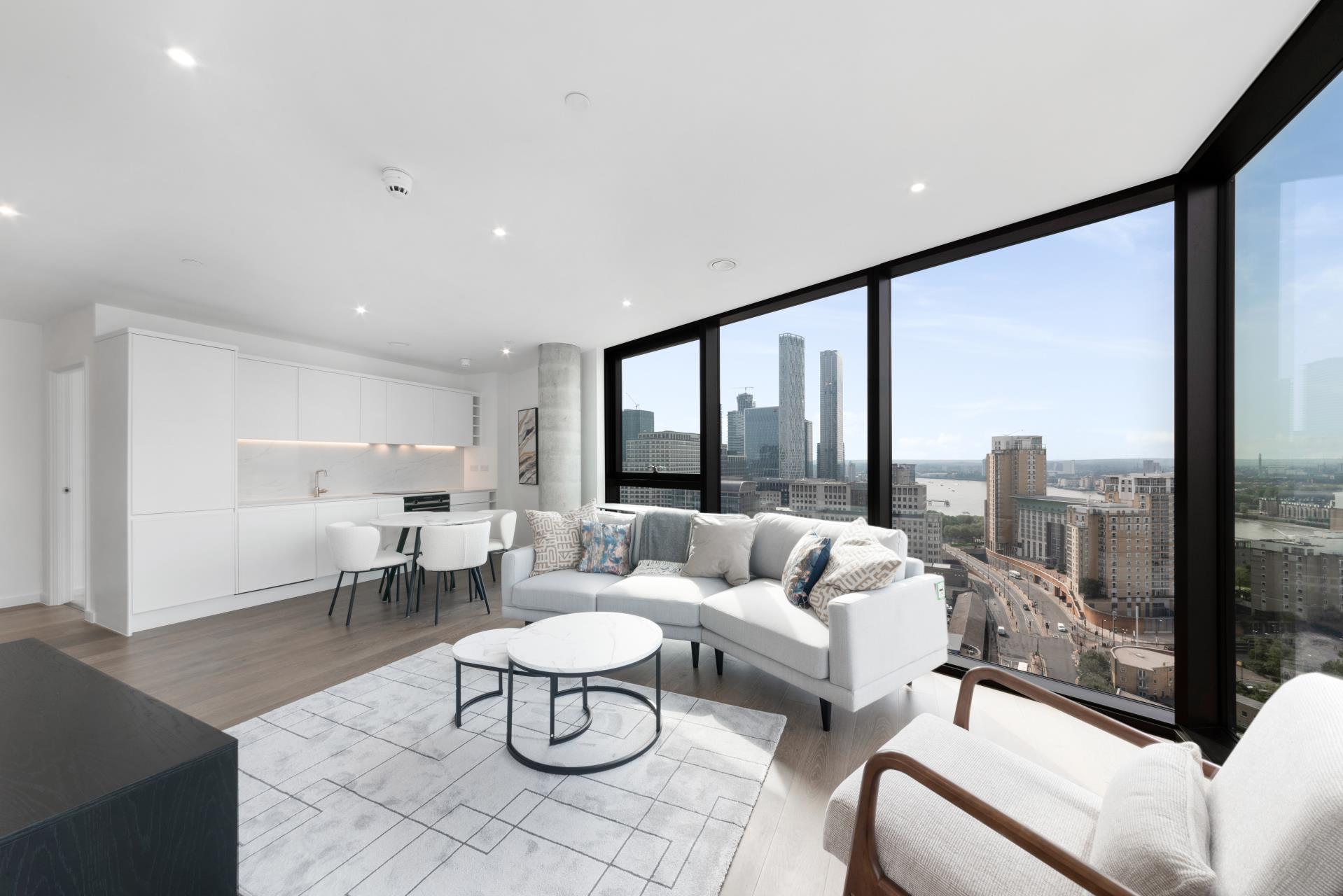 Flat Limehouse Causeway in Greater London