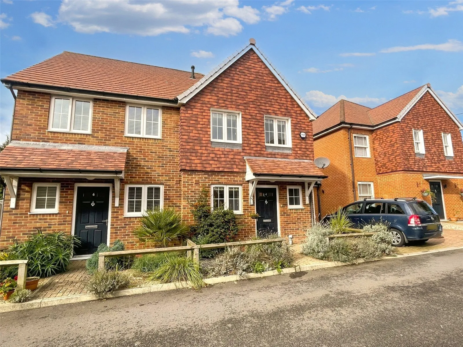 House Coppice Grove in Wealden