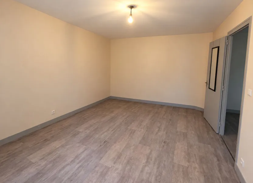 Flat Place Pelletier in Éclaron-Braucourt-Sainte-Livière
