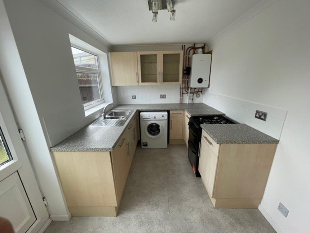 House Northdale Close in Kempston