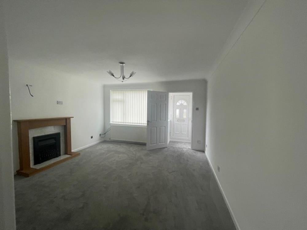 House Northdale Close in Kempston
