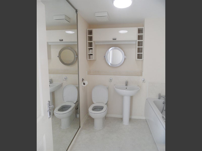 Room Flockton Road in Leeds