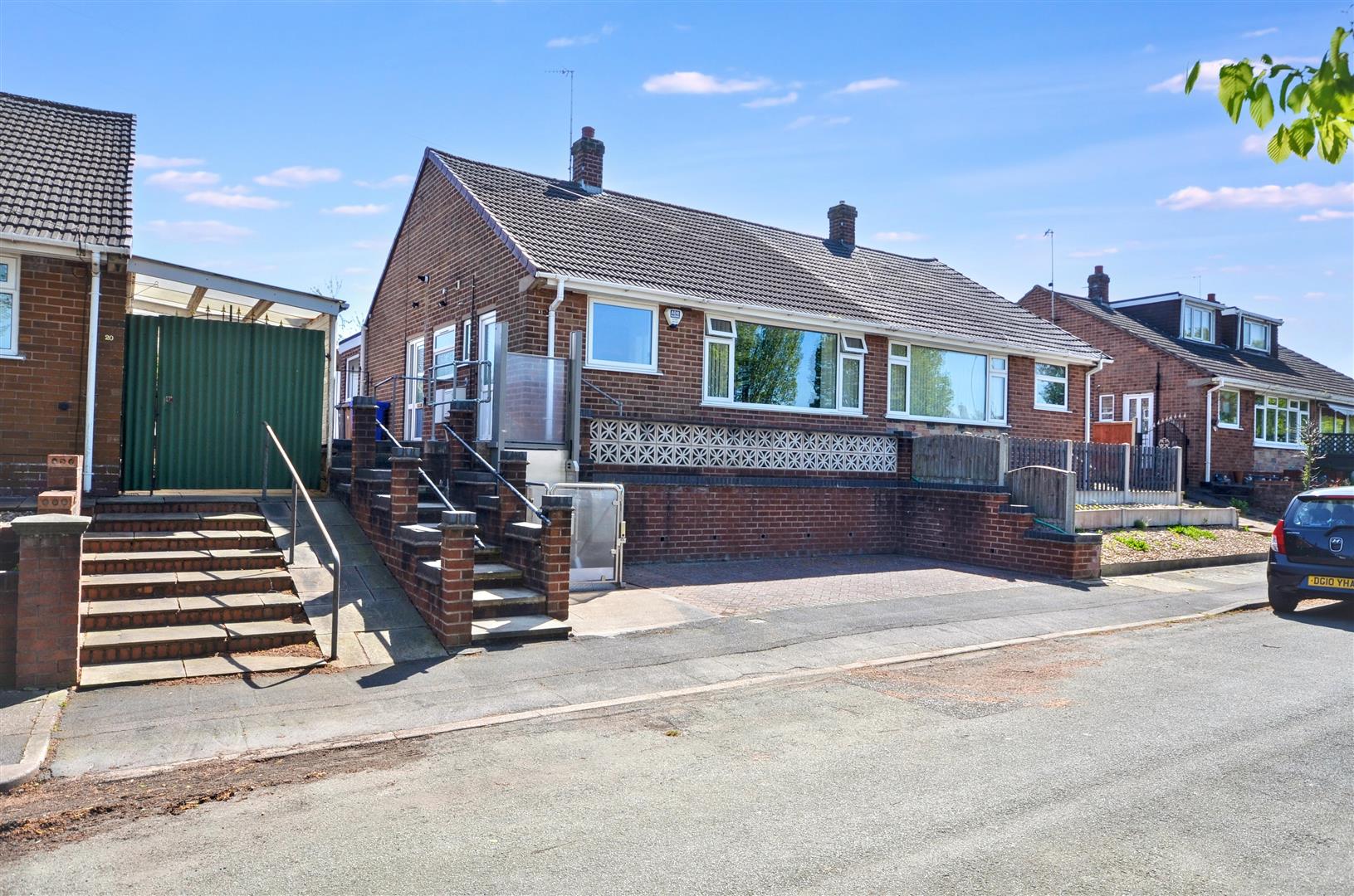 House Danehill Grove in Stoke-on-Trent