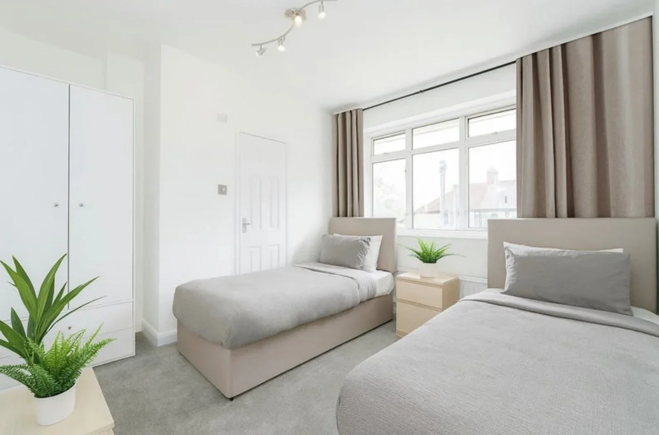 Room Lichfield Road in Greater London