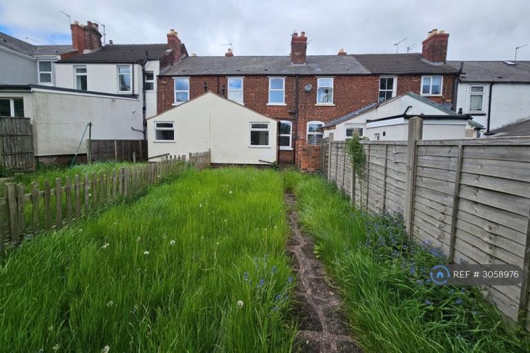 House Goldthorn Road in Wolverhampton