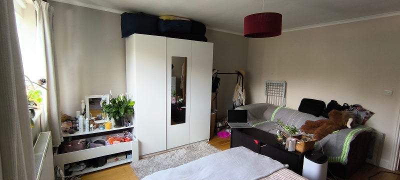 Room Manorfield Close in Greater London