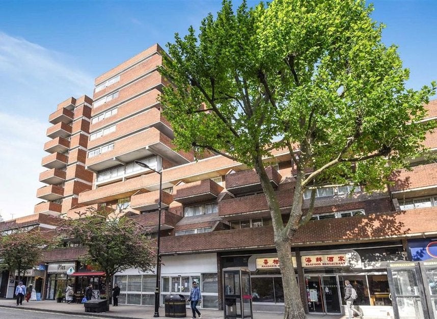 Flat Queensway in City of Westminster