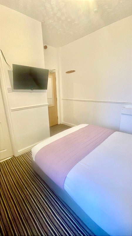 Room Queen Street in Blackpool
