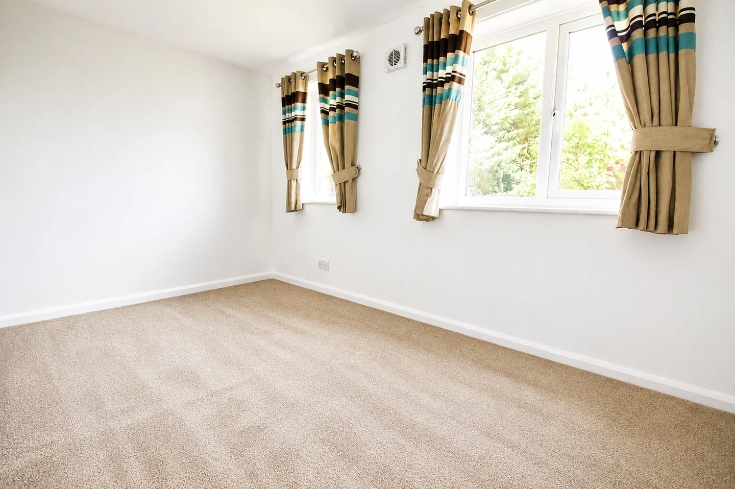 Flat Alan Hocken Way in Greater London