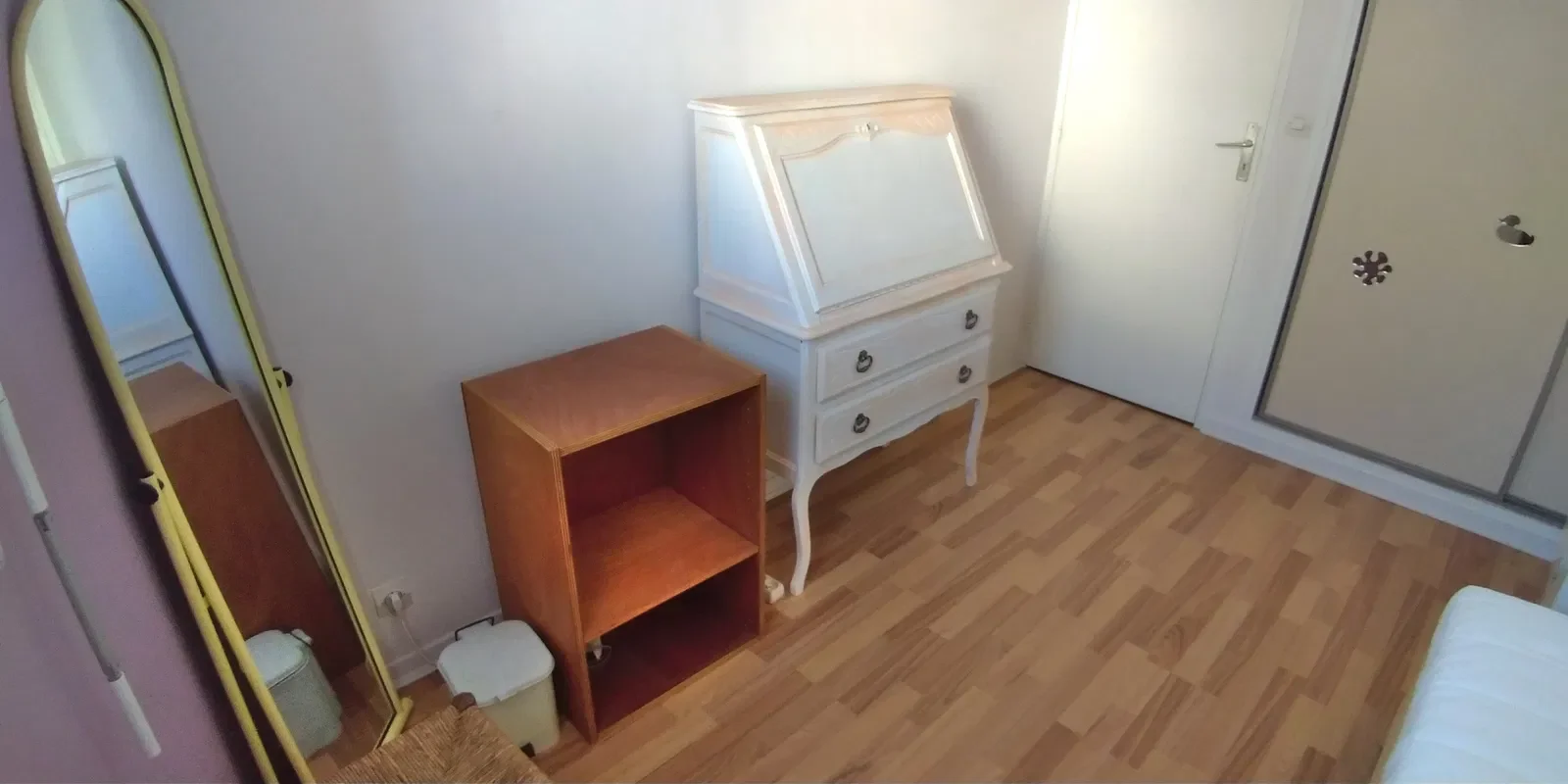 Chambre Rue de Lorraine à Houilles