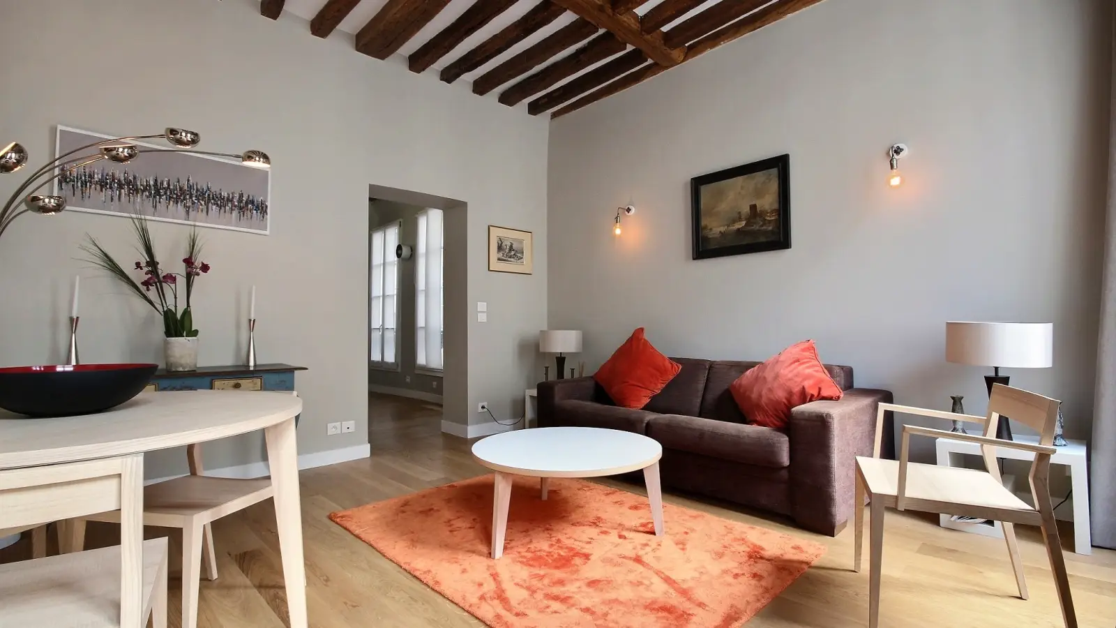 Flat Rue Meslay in Paris